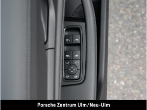 Porsche Taycan Sport Turismo Black Edition - HA-Lenkung*InnoDrive*18-Wege-Sitze
