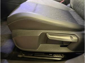 Volkswagen Golf 1.5 eTSI Goal DSG AHK Navi ACC LED+ RFK ACC