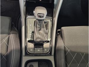 Skoda Karoq 1.5 TSI DSG *SOFORT VERFÜGBAR* Sportline DCC ACC AHK AUT Kam.