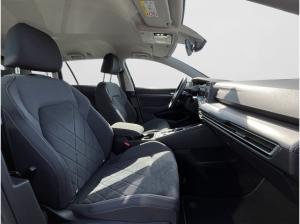 Volkswagen Golf VIII Variant 2.0 TDI *Style* DSG AHK Navi SHZ RFK ACC