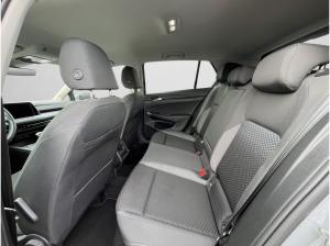 Volkswagen Golf VIII 1.5 TSI *Active* Standheiz. Navi ACC SHZ V&H VKZ-Erk. Keyless