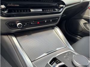 BMW i4 M60 Gran Coupe M Sport Pro *MIAMIBLAU*,LED-SW,HUD,360 GRAD KAMERA,ACC,EL. SITZE,LENKRADHEIZUNG,H/K S