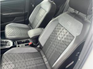 Volkswagen T-Roc 1.5 TSI DSG R-Line App-Con. LED ACC SHZ