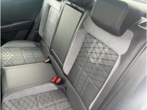 Volkswagen T-Roc 1.5 TSI DSG R-Line App-Con. LED ACC SHZ