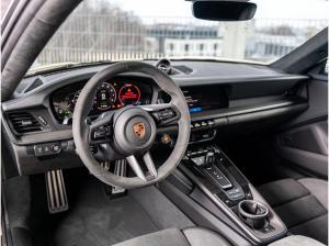 Porsche 911 Carrera 4 GTS (Typ 992.2) **InnoDr., BOSE, HD-Matrix,  Chrono, 18-Wege uvm.**