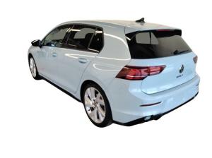 Volkswagen Golf 8 FL - R-Line - 1.5 eTSI DSG - Black-Style-Paket Kamera Standheizung Garantie / 8-fach Bereift
