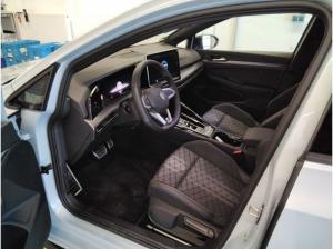 Volkswagen Golf 8 FL - R-Line - 1.5 eTSI DSG - Black-Style-Paket Kamera Standheizung Garantie / 8-fach Bereift