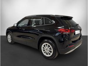 Mercedes-Benz GLA 250 NAVI/PDC/MFL/LED *SOFORT*