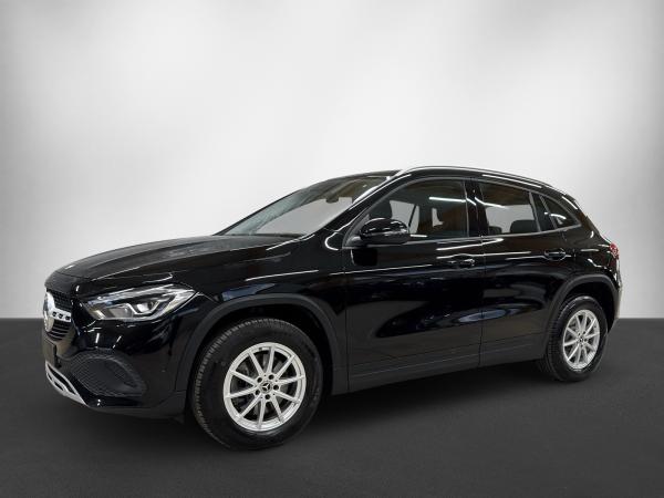 Mercedes-Benz GLA 250 NAVI/PDC/MFL/LED *SOFORT*