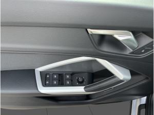 Audi Q3 35 TFSI ADVANCED+NAVI+LED+AHK