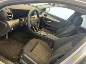 Mercedes-Benz E 220 T-Modell NAVI/LED/PDC/AHK *SOFORT*