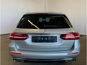 Mercedes-Benz E 220 T-Modell NAVI/LED/PDC/AHK *SOFORT*