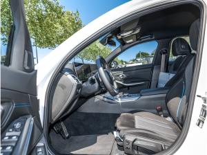 BMW 318 318i M Sport Pro LED Adapt. HiFi PA RFK