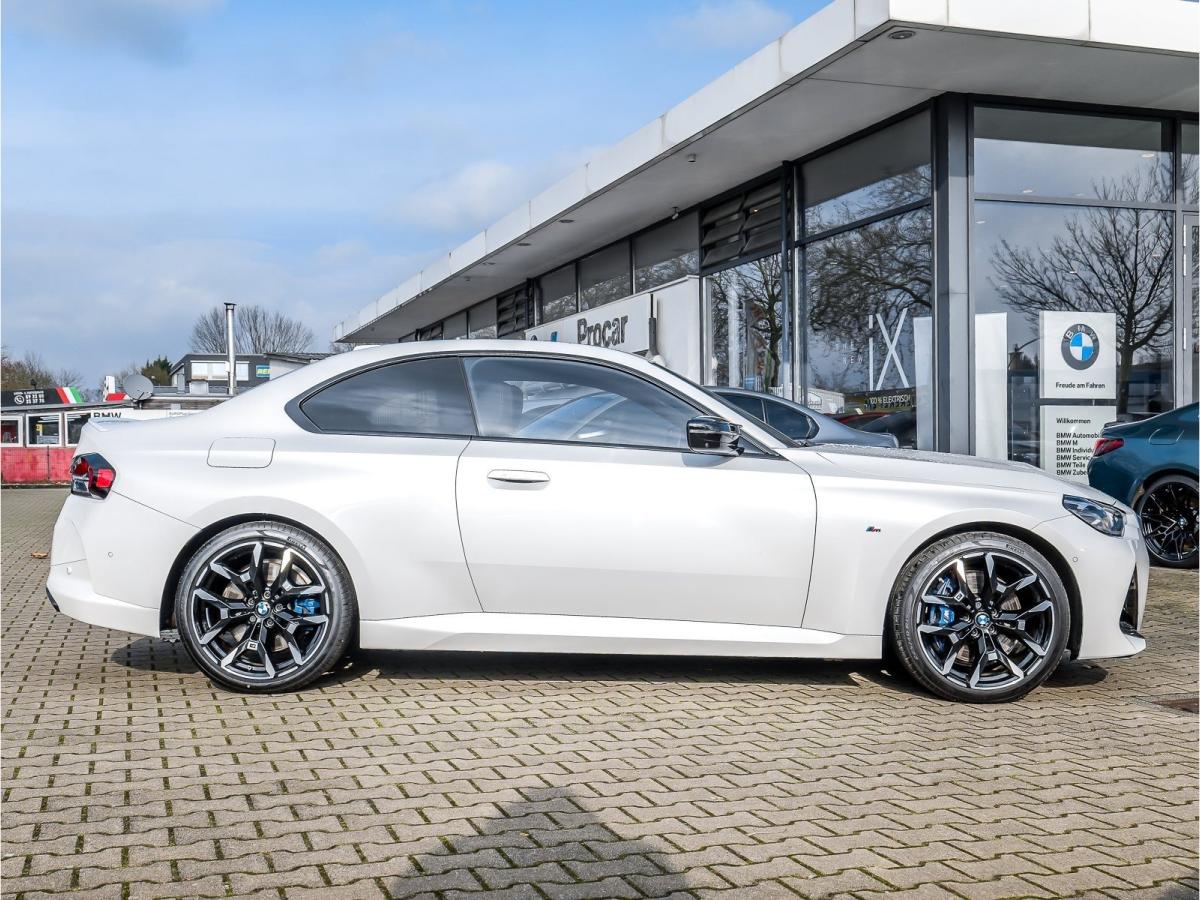 BMW M240i