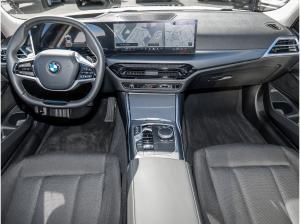 BMW 320 320i Touring LC Prof. Pano PA+ DAB