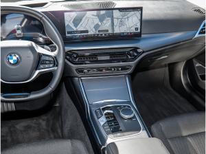 BMW 320 320i Touring LC Prof. Pano PA+ DAB