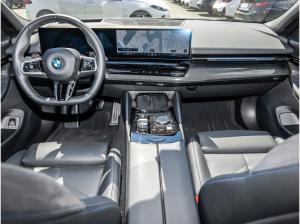 BMW 520 520d xDrive Limousine M Sport HuD DA+ H/K 360° Memory LED Shz v+hi.