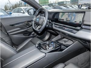 BMW 550 550e xDrive Limousine M Sport Pro AHK Pano DA Prof. B&W PA+ Shz v+hi.