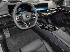 BMW 520 520d M Sport ACC RFK NAVI LED H/K PDC V+H DAB