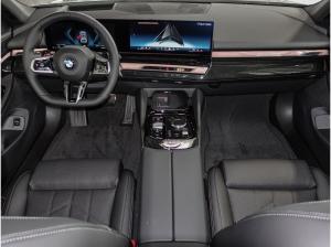 BMW 520 520d M Sport ACC RFK NAVI LED H/K PDC V+H DAB