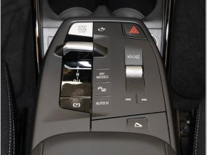 BMW 216 216i AHK DA PA RFK PDC LED Klima DAB