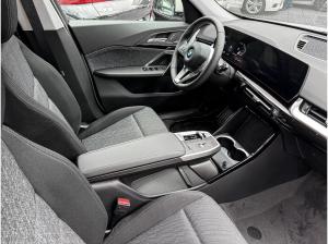 BMW X1 xDrive23i PANO ACC AHK RFK NAVI LED PDC V+H