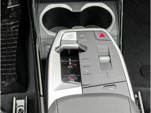 BMW X1 sDrive18i Pano + DApl. + DA + TravelPaket