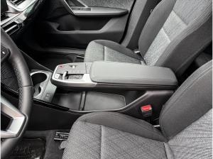 BMW X1 sDrive18i Pano + DApl. + DA + TravelPaket