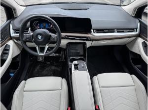 BMW 216 216i Luxury Line PANO RFK NAVI LM