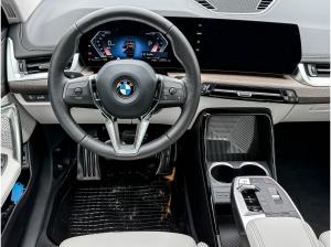 BMW X1 sDrive20i xLine + Pano + DApl. + DA + Lhz