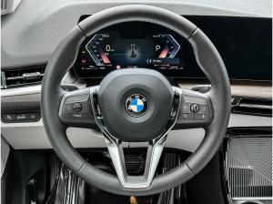 BMW 218 218i Luxury Line PANO ACC AHK RFK