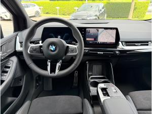 BMW 220 220i M Sport Anhängerkupplung Keyless DrivAssist