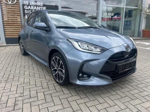 Toyota Yaris Teamplayer Neues Modell 17" LED SHZ ACC ACP