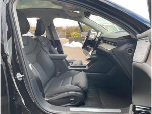 Volvo ES90