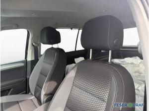 Volkswagen Touran Comfortline 2.0 TDI DSG 7-SITZE AHK ACC