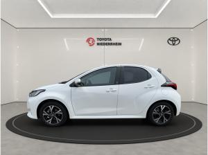 Toyota Yaris 1.5-l Hybrid Teamplayer Automatik + Comfort Paket 🚀💪