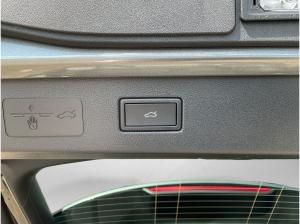 Volkswagen T-Roc R-Line 1.5 eTSI DSG Keyless AHK Allwetterreifen Navi Kamera ACC