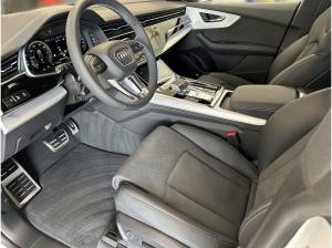 Audi Q8 SUV TFSI e qu. S line business*AHK*WR*B&O*23**