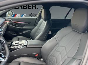 BMW 540 d Tour. xDri.,  "M Sport!,  AHK.,  Dri. Ass. Prof.,  Park. Ass. Prof.,  B&W.,  Keyless.,  uvm.