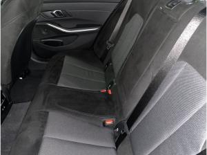 BMW 320 i Touring M Sport LiveCockpitProf Kamera LED (G21)