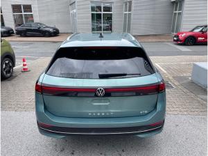 Volkswagen Passat Variant 1.5 eTSi DSG Business Leder R-Kamera elektr.Heckklappe 17Zoll NaviPro