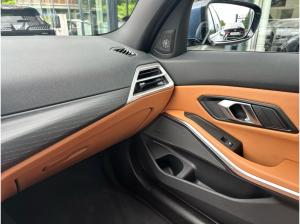 BMW 330 e xDrive Touring M Sport Stop&Go Pano AHK 19 LM