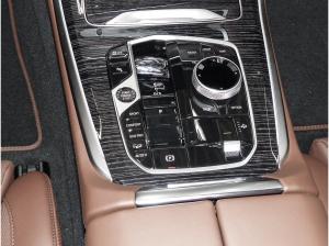 BMW X5 xDrive40d M Sport PRO / PANO / HUD / B&W / 360 Kamera / Sky-Lounge