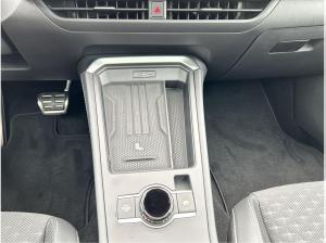 Volkswagen T-Roc R-Line 1.5 l eTSI OPF DSG SOFORT VERFÜGBAR! BlackStyle AHK