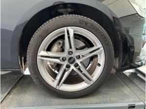 Audi A4 Avant 40 TDI quattro S tronic advanced Navi VC KAM PDC Sitzheizung