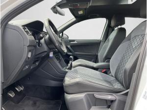 Volkswagen Tiguan 2.0 TDI *R-Line* Navi ACC SHZ e-Klappe Business Premium