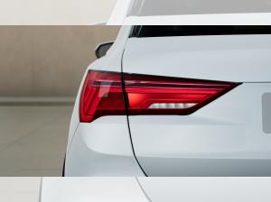 Audi Q3 40 TFSI qu S line AHK ACC LED Optik-Schw. 19