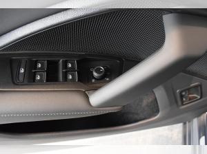 Volkswagen Tayron Elegance 1,5 l eHybrid DSG AHK PDC NAVI