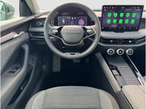 Skoda Superb Combi TDI DSG|NAVI|AHK|ACC|eHECK|SHZ|KAM