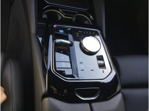 BMW i5 xDrive40 Touring M SPORT+PANO+AHK+B&W SOUND+KAMERA+ACC+HUD